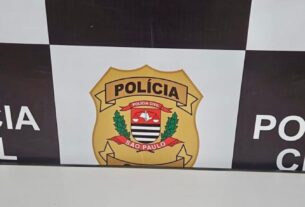 News Portal WhatsApp-Image-2026-05-12-at-10.40.22-305x207 Homem com faca corre atrás da irmã pelas ruas do Centro e acaba preso  