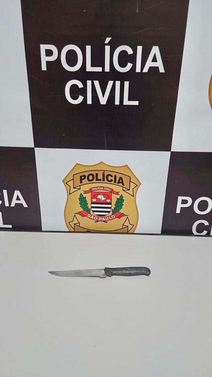News Portal WhatsApp-Image-2026-05-12-at-10.40.22 Homem com faca corre atrás da irmã pelas ruas do Centro e acaba preso  