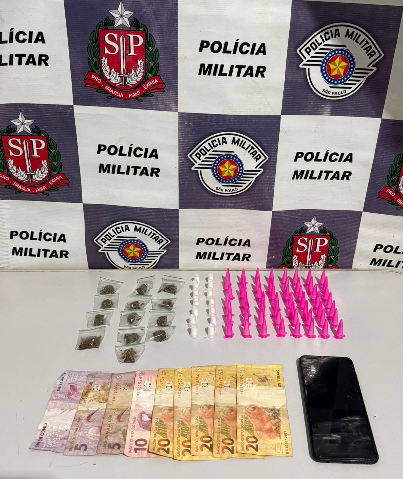 Homem é preso por tráfico de drogas em Santa Cruz das Palmeiras