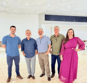 Na última quarta-feira (22), o Salão de Eventos da Associação Comercial de Santa Cruz das Palmeiras foi palco de um encontro estratégico para o setor produtivo regional. Especialistas em Medicina e Segurança do Trabalho realizaram uma palestra detalhada sobre as atualizações da Nova NR 1 (Norma Regulamentadora nº 1).