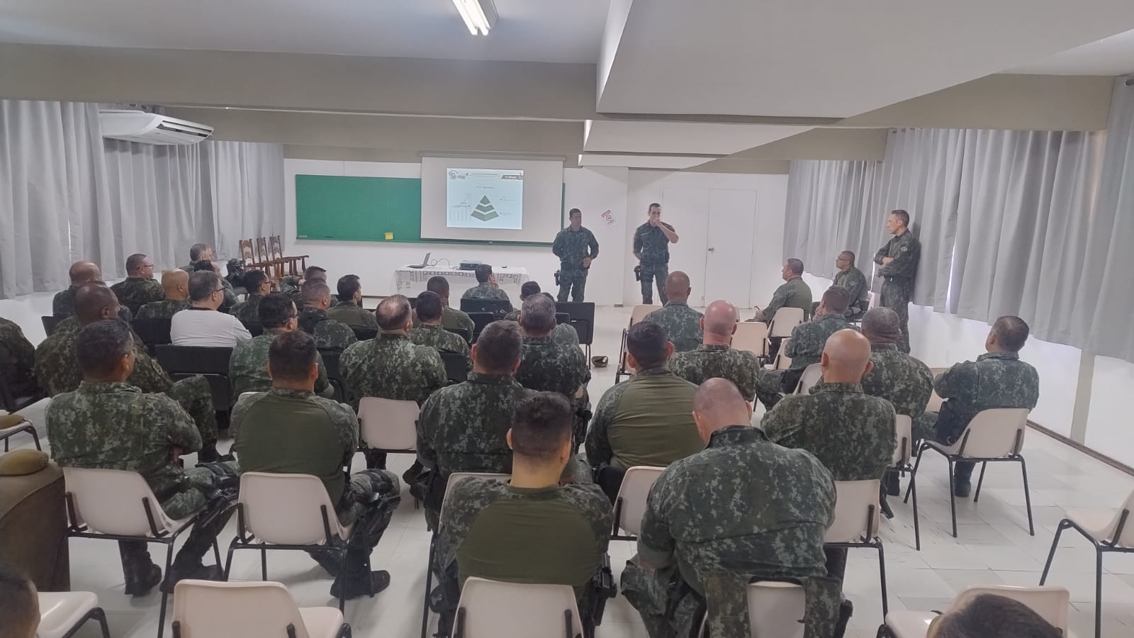 Reunião e Treinamento da Polícia Ambiental é realizado em Pirassununga
